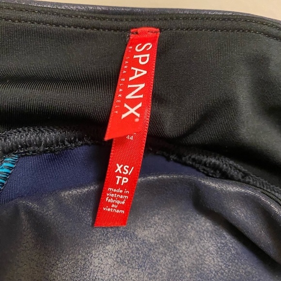 SPANX Faux Leather Track Curved Stripe 7/8 Leggings Size XS - Picture 7 of 12